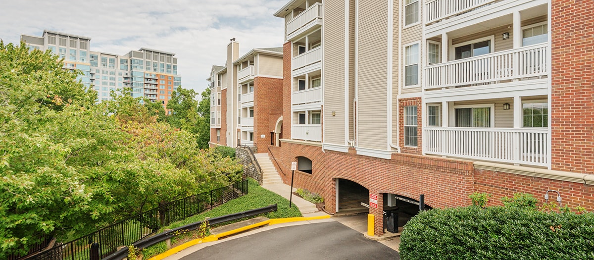 Post Tysons Corner | Luxury Apartments in McLean, VA | MAA